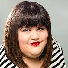 Chelsea Pennington's Instagram, Twitter & Facebook