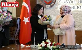 İstanbul üniversitesi hukuk fakültesi mezunu olan yanık'ın, çeşitli süreli yayınlarda mesleki, edebi. Bqccnblnvpeehm