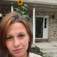 Having 4 kids was a bit excessive 🥹😩 but here I am