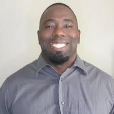 𝕋𝕣𝕒𝕧𝕚𝕤 🅓. ℍ𝕠𝕝𝕞𝕖𝕤