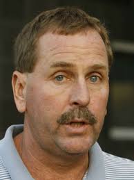 Landscaper pleads not guilty in illegal worker case