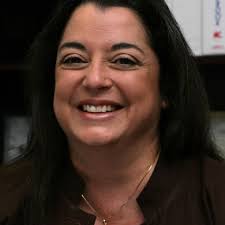 LAKE ELSINORE: City clerk leaving post