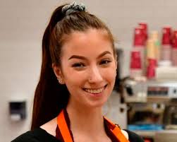 Amber Levin's Instagram, Twitter & Facebook