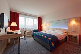 Cleanliness, staff & service, property conditions & facilities, room comfort. Hotelzimmer Und Suiten Park Inn By Radisson In Linz