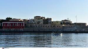 Chania is the capital of chania prefecture, located in northwestern crete. Vxzrkr 5kloidm