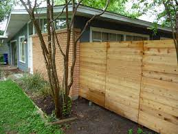 Basic Low Cost Horizontal Fence Outdoor Pergola Horizontal Fence Backyard Fences
