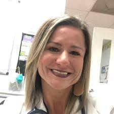 Melanie Morehead's Instagram, Twitter & Facebook