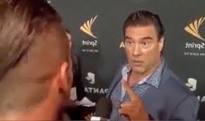 Check spelling or type a new query. Tremenda Cachetada De Eduardo Yanez A Un Reportero
