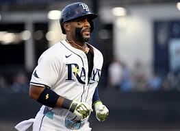 Red Sox Acquiring Yandy Diaz