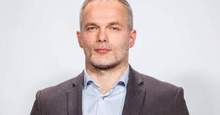 VÕIM JA JULGEOLEK ⟩ Meelis Oidsalu: Madridi tippkohtumine