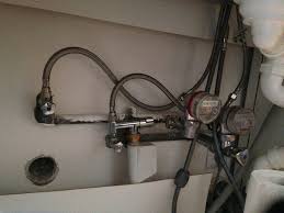 Waschmaschine In Der Kuche Anschliessen Anschluss Aber Von Spulmaschine Schon Belegt Trotzdem Moglich Waschen Anschluss Ventil