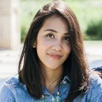 Laura Feiler's Instagram, Twitter & Facebook