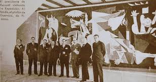 While numerous works by pablo picasso have been crowned masterpieces, guernica stands alone in the artist's prolific oeuvre. Guernica Von Picasso Beschreibung Und Interpretationsansatze