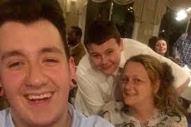 Alice Hanlon's Instagram, Twitter & Facebook