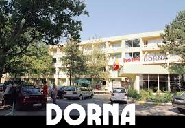 Hotel dorna mamaia este construit pe 3 etaje si cuprinde 145 de camere duble, o parte dintre ele avand vedere catre mare, iar restul fiind orientate dotari camere camerele din incinta hotel dorna mamaia sunt dotate cu baie cu dus, uscator de par, televizor/cablu tv, internet wireless, minibar, aer. Hotel Dorna Mamaia Romania