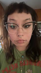 Just got my dahlias done, feel like a bug with mandibles hehe🙆‍♂️