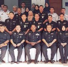 chorus tanda lekat di lengan polis dengan pereman tangan bersalaman alamat persahabatan. Polis Daerah Hulu Selangor Home Facebook