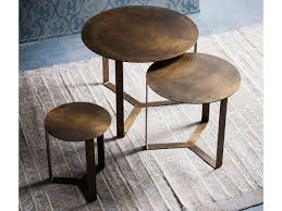 Table d'appoint ronde de ø65 cm conçue en acier et plateau en forme de plateau. Table D Appoint Ronde En Metal Tris By Elite To Be