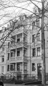 Betty Baum, ihre Kinder Trude, Josef-Erwin, Dora und ihre Schwester Fanny  Tawrogi