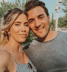 Bill Hader and Anna Kendrick quietly called it quits, more celeb love news 