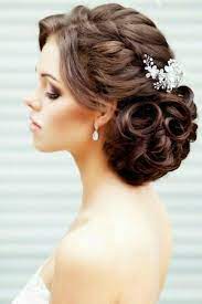 Bridesmaids Hairstyles 25 Elegant And Modern Ideas New Decoration Ideas Summer Wedding Hairstyles Short Wedding Hair Elegant Wedding Hair