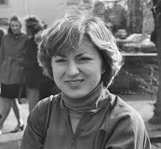 Does anyone recognise anyone