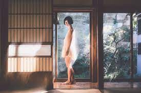 小林修士 on X:  写真展「密会」2日目が終了しました。今日も多くの方に来ていただき、色々と話ができてよかったです。明日も13時から在廊する予定です。よろしくお願いします。  model: yuria t.coPkLvEaDijp t.coyA9H6SlOJl  X