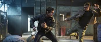 Official facebook page for jack reacher. Jack Reacher Never Go Back Movie Review 2016 Roger Ebert