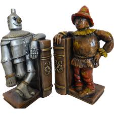 Wizard Of Oz Chalk Ware Bookends Progressive Art Products The Wonderful Wizard Of Oz Wizard Of Oz Wizard