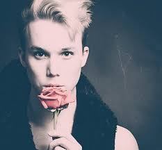 Features: October 2014