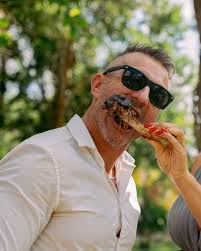 Feliz cumpleaños a nuestro chef Alex Monroy 👨🏼‍🍳 🎉Siempre preocupándose  por cada detalle 🥩