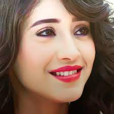 Girl's dp cool stylish pics. Pin On Shivangi Joshi