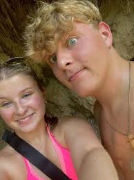 Do I need a membership to play cornhole?