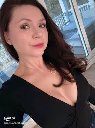 Get to Know Me: Hi, I'm Lana!