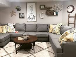 With this gathered list of pretty farmhouse decor, you should find it easy to pick your favorites and get to work. 38 Most Noticeable Farmhouse Wall Decor Living Room Above Couch Easy Diy 2 Apikhome Com