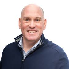 Excited to introduce our A Minecraft Movie-themed McDonald's Arch Cards!…