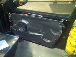 It'll twitch a little, but won't move enough to lock or unlock. How To Fix Door Latch Issue Cannot Open Door Faq Jaguar Forums Jaguar Enthusiasts Forum