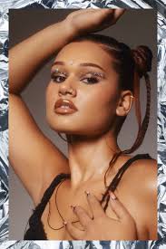 Veelgevraagde dancestem én singer-songwriter: de wonderlijke muzikale reis  van Rani