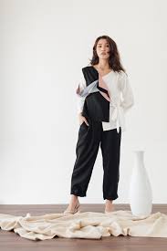 Assalamualaikum, pada kesempatan ini kami fashionable indonesia akan bagikan inspirasi 20 model baju atasan tunik terbaru 2021pembelian dan informasi. 50 Baju Atasan Wanita Terbaru Formal Dan Informal