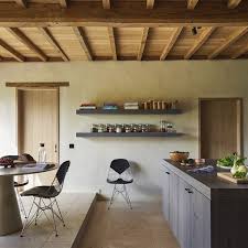 Ideias e inspirações pra decorar banheiros usando porcelanato que imita madeira. Inspirate Con La Decoracion Rustica De Estas Casas Para Transportarte Directamente Al Campo