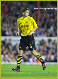 ^ amoroso für rekordsumme zum bvb amoroso to bvb for record fee (in german). Sebastian Kehl Uefa Champions League 2002 03 Borussia Dortmund Borussia Dortmund Dortmund Fussball Bundesliga