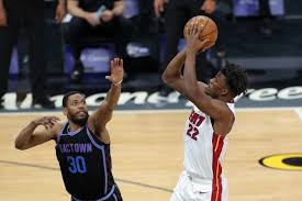 The young butler, film lyckas som en fascinerande bioserie tack vare en rik historia full av vridningar som du inte ser kommer. Jimmy Butler Bawa Heat Ungguli Magic Antara News