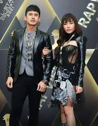 Đang ở tuổi thanh xuân thấy ai được thì kết đi, quá tuổi dù nhà có lát vàng. Ly Nha Ká»³ Va Dan Sao Ä'i Xem Rap Vnexpress Giáº£i Tri
