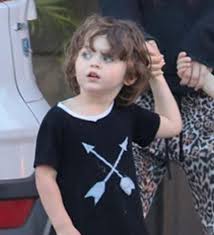 Обрела популярность по ролям микаэлы бейнс в фильмах «трансформеры» и «трансформеры: Megan Fox Son Bodhi Ransom Green Celebrities Infoseemedia