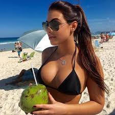 Maybe you would like to learn more about one of these? Futbolife Info Luisa Ramos Douglas Costa S Wife Check Facebook