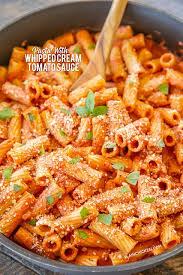 Pasta With Whipped Cream Tomato Sauce Plain Chicken Homemade Tomato Pasta Sauce Tasty Pasta Tomato Cream Pasta