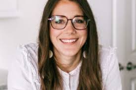 Julia Mcmichael's Instagram, Twitter & Facebook