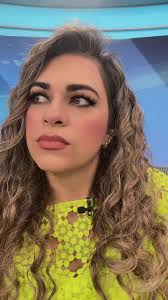 Sencillo! #LibreDeSer #AnaAlanis #tiktokoficial #mujerde40ymas #PuedoConTodo