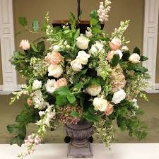 Amy Milau On Instagram Fresh Arrangement Rose English Garden Rose Snap Drago Large Flower Arrangements Rose Flower Arrangements Church Flower Arrangements