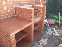 Naturstein Grillplatz Backstein Grillecke Anleitung Klinker Outdoor Planung Garten Selber Bauen Tipps Un Outdoor Bbq Kitchen Outdoor Bbq Brick Bbq